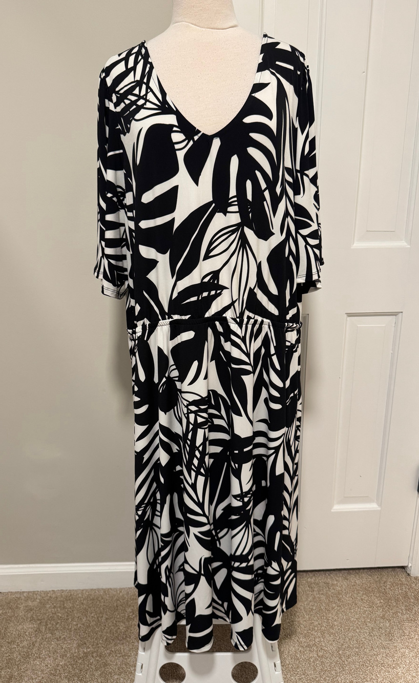 Girl With Curves 2XP Maxi Dress Black White Palm Tropical Pocket 2X Petite QVC